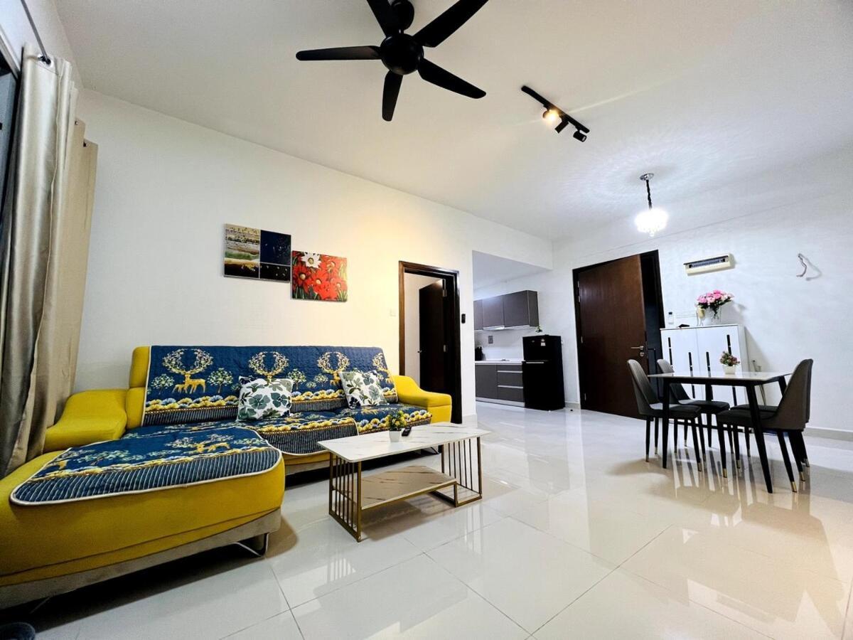Regalia Upper View By Willow Homes Kuala Lumpur Quarto foto