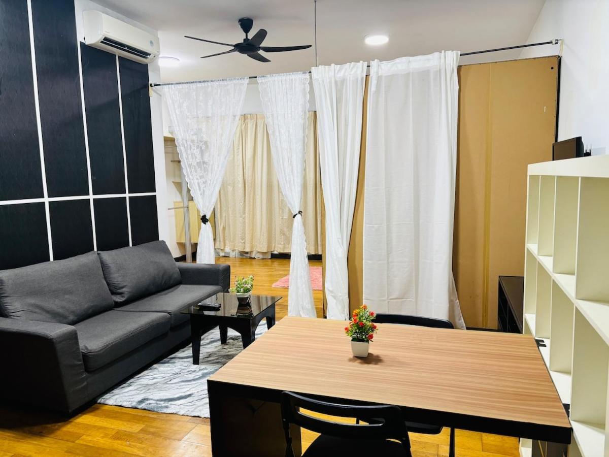 Regalia Upper View By Willow Homes Kuala Lumpur Quarto foto
