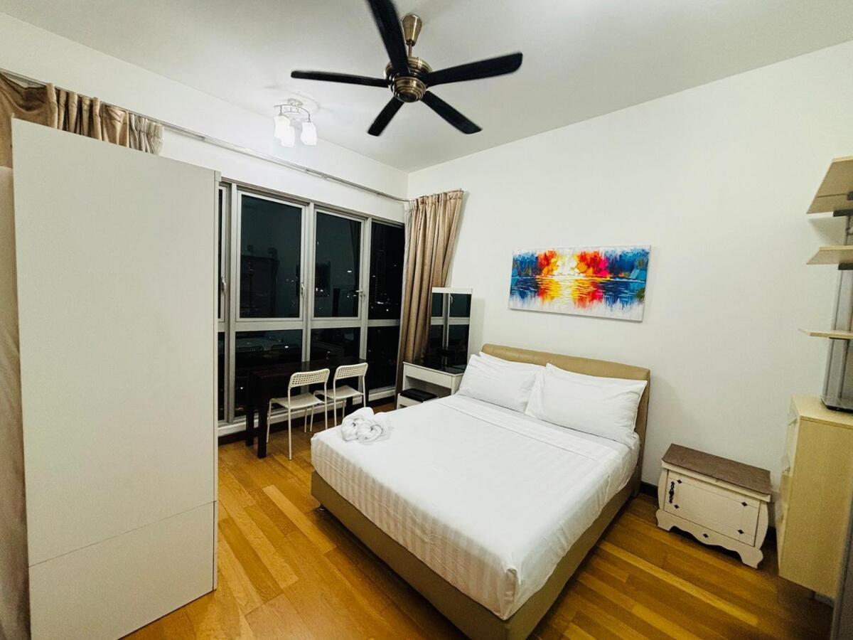 Regalia Upper View By Willow Homes Kuala Lumpur Quarto foto